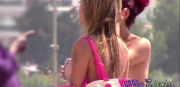  Hey babe let&039;s walk down the beach typsy & topless together